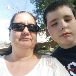 Meet your Posher, Bobbie